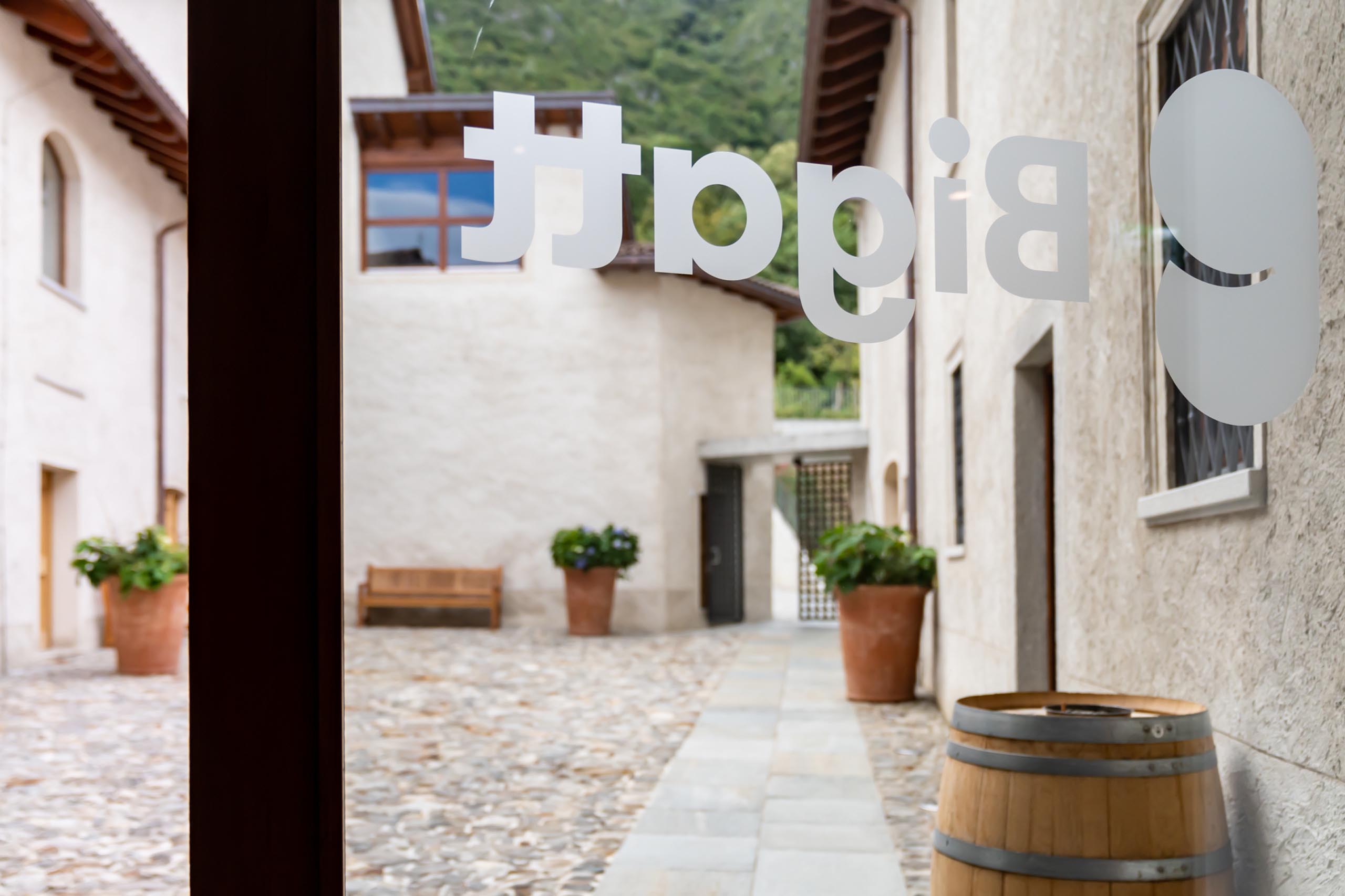 Bigatt_Hotel_and_Restaurant_ _housekeeping